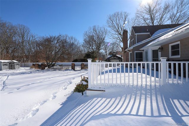 77 Van Buren Street, Port Jefferson Station, NY 11776