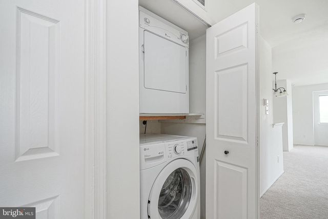107 LUCAS LN, Voorhees, NJ 08043