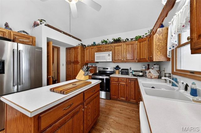 609 Meyer Road, Wentzville, MO 63385