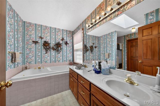 609 Meyer Road, Wentzville, MO 63385