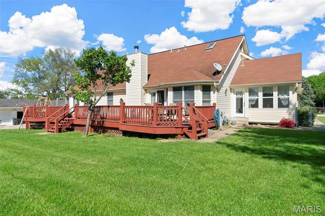 609 Meyer Road, Wentzville, MO 63385