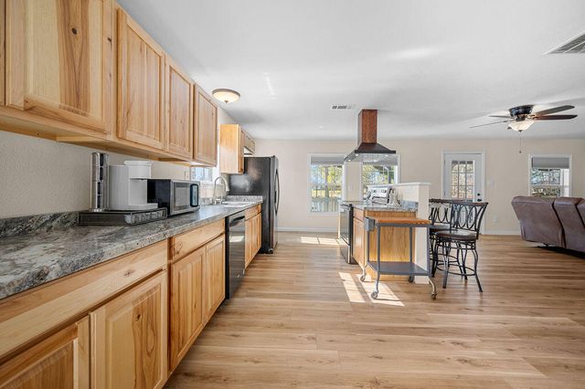 760 Holly Grove, Anacoco, LA 71403