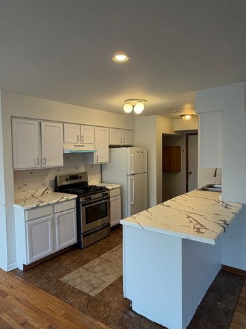 1887 N Nicole Lane, Round Lake Beach, IL 60073