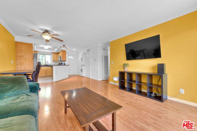 1485 Obispo Avenue 6, Long Beach, CA 90804