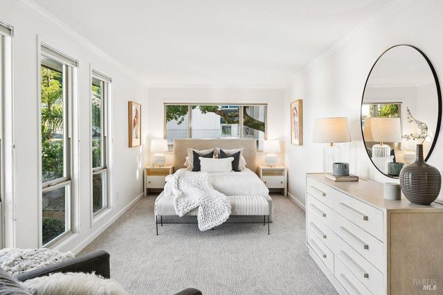 1036 Lea Dr, San Rafael, CA 94903