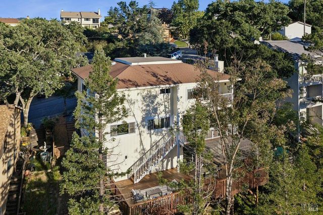 1036 Lea Dr, San Rafael, CA 94903