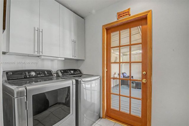 10841 SW 68th Dr, Miami, FL 33173