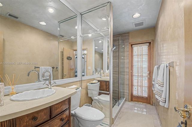 10841 SW 68th Dr, Miami, FL 33173