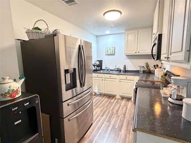 4324 S Segura Court S, Fort Worth, TX 76132
