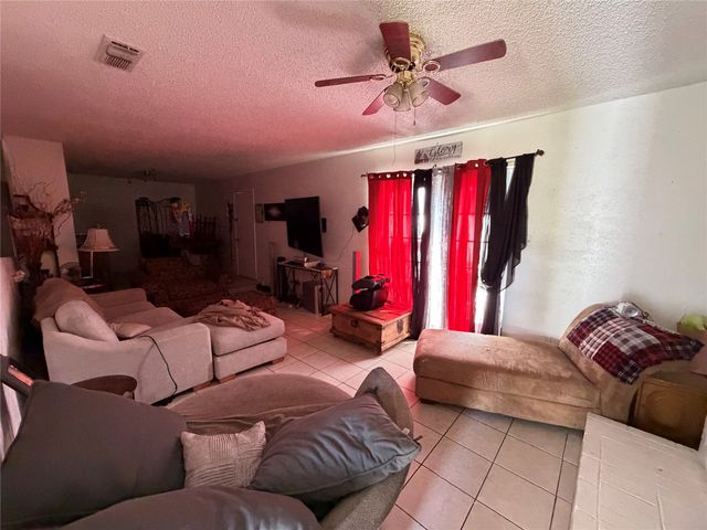 4324 S Segura Court S, Fort Worth, TX 76132