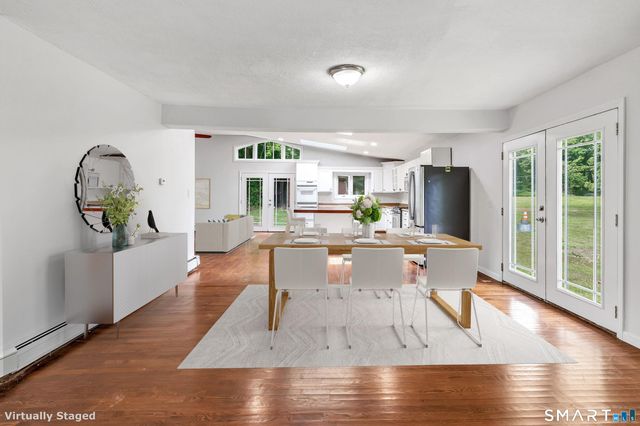 17 Woodlawn Road, Monroe, CT 06468