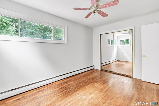 17 Woodlawn Road, Monroe, CT 06468