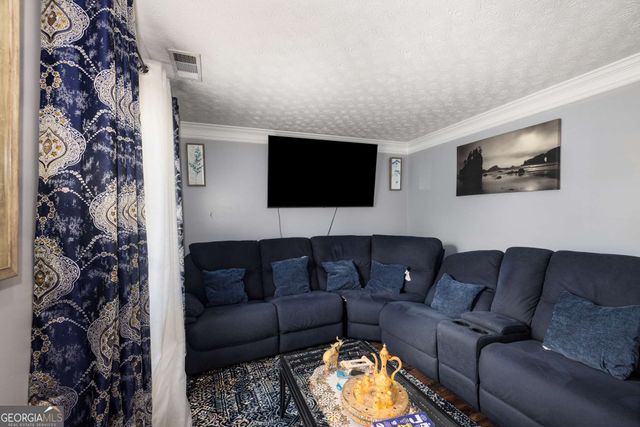 3352 Kittery Drive, Snellville, GA 30039