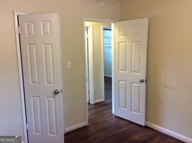 105 E Mimosa Drive, Jonesboro, GA 30236