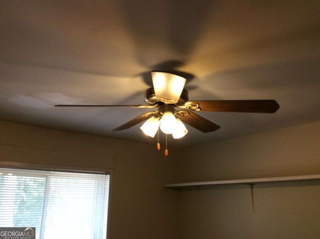 105 E Mimosa Drive, Jonesboro, GA 30236