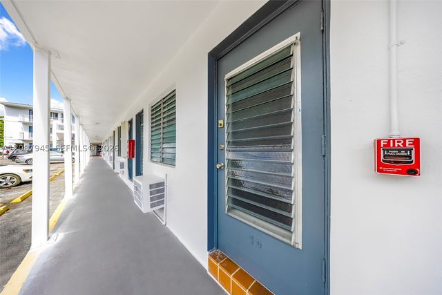15610 NE 6th Ave 7D, Miami, FL 33162