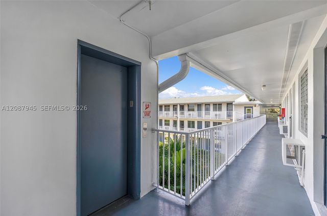 15610 NE 6th Ave 7D, Miami, FL 33162