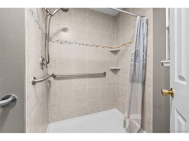 9170 Stargrass Cir, Highlands Ranch, CO 80126