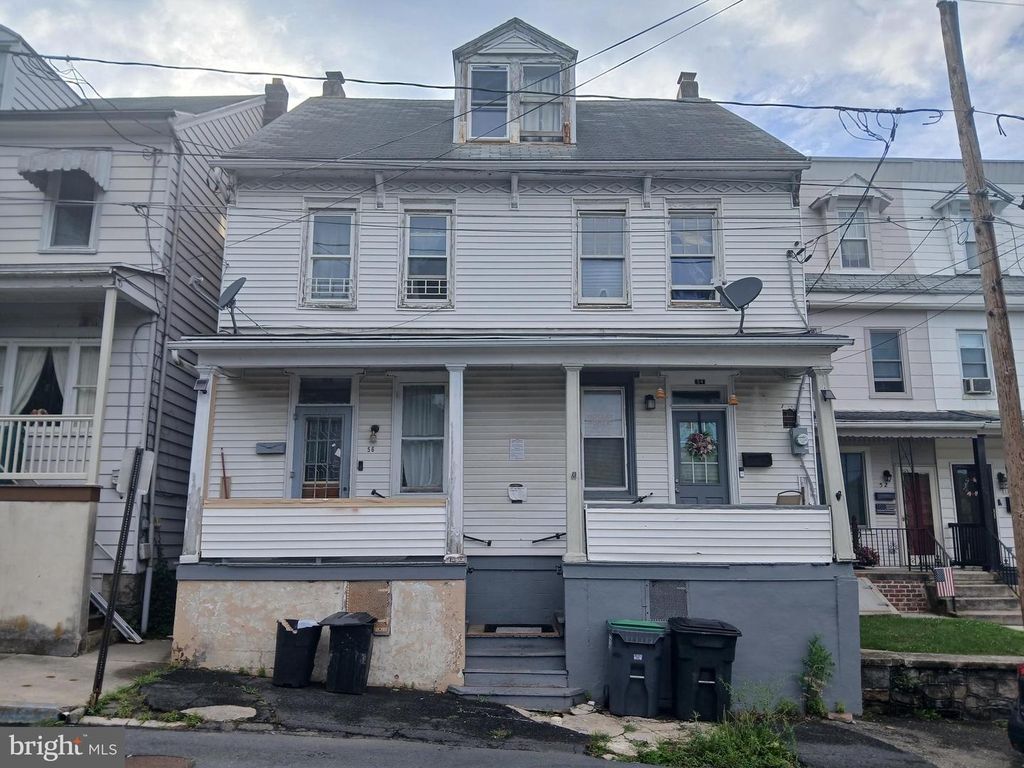 54-56 WIGGAN ST, New Philadelphia, PA 17959