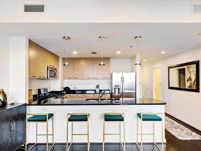 1200 Main Street 1404, Dallas, TX 75202