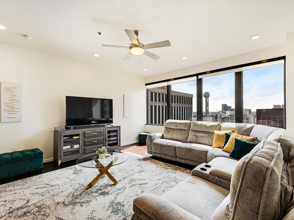 1200 Main Street 1404, Dallas, TX 75202