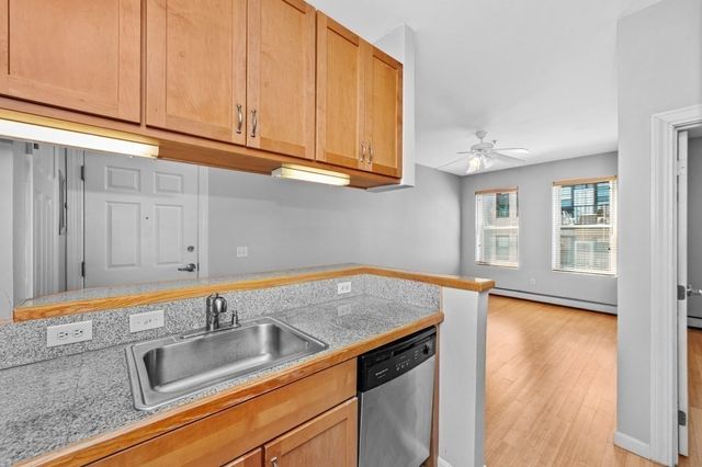 330 Summit Ave 305, Boston, MA 02135