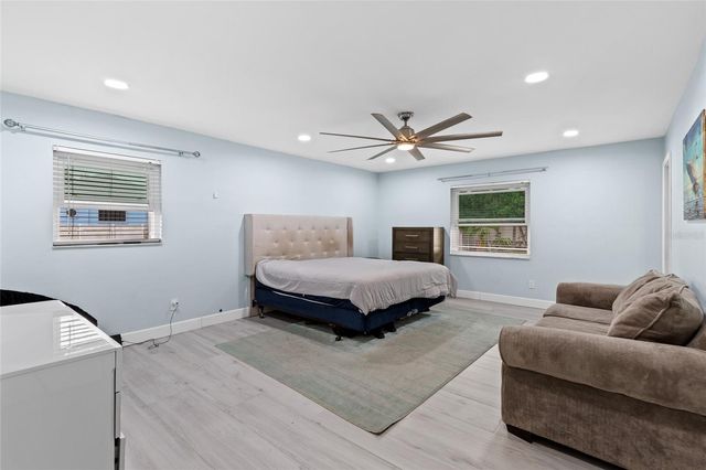 120 43RD STREET NW, Bradenton, FL 34209