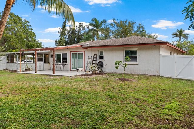 120 43RD STREET NW, Bradenton, FL 34209