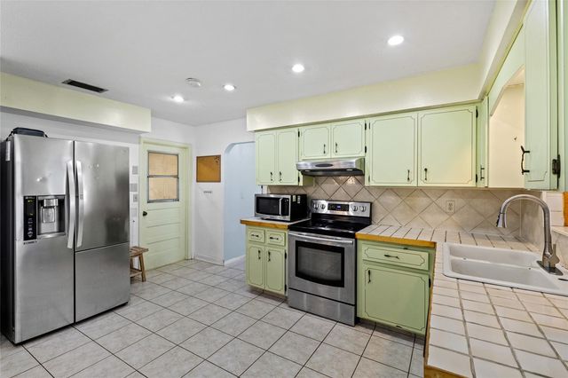 120 43RD STREET NW, Bradenton, FL 34209