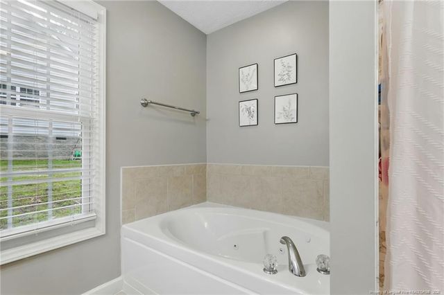 46 Wateredge Lane, Sanford, NC 27332