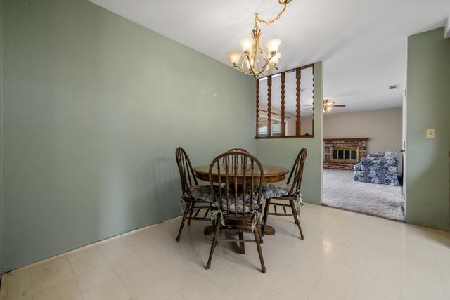 14901 Pueblo Dr, Manteca, CA 95336