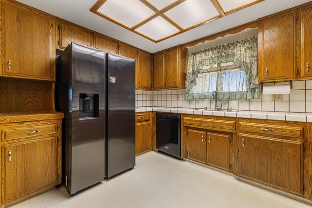 14901 Pueblo Dr, Manteca, CA 95336