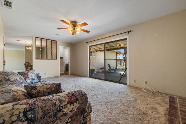 14901 Pueblo Dr, Manteca, CA 95336