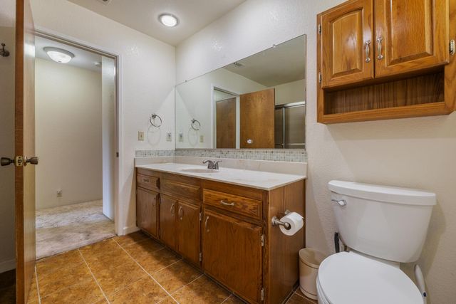 14901 Pueblo Dr, Manteca, CA 95336