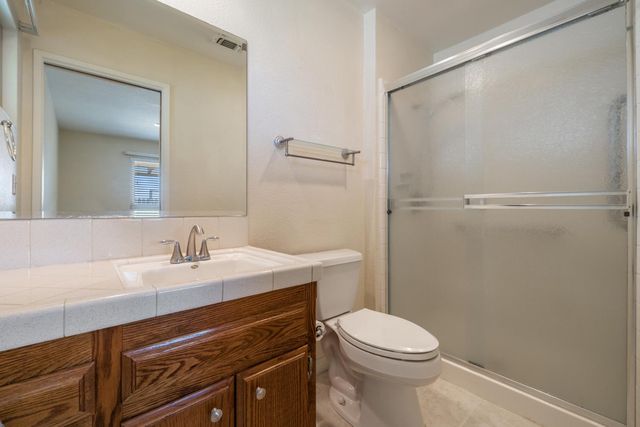 14901 Pueblo Dr, Manteca, CA 95336