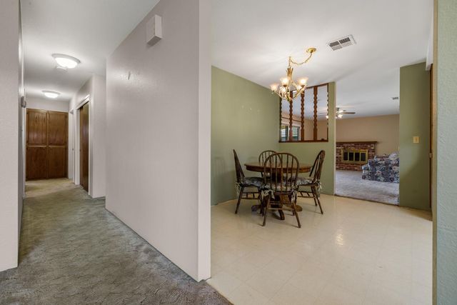 14901 Pueblo Dr, Manteca, CA 95336