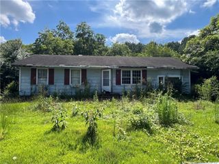 2304 W Brinkley Drive, Spring Lake, NC 28390