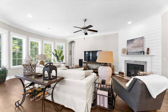 3517 Crosstrees Lane, Mount Pleasant, SC 29466