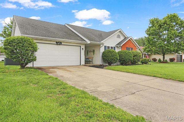 3237 Eastridge Drive, Shiloh, IL 62221