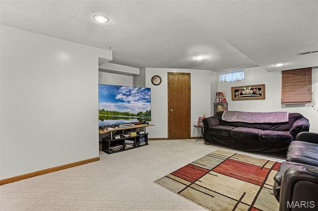 3237 Eastridge Drive, Shiloh, IL 62221