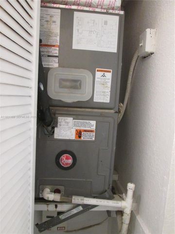 8001 W 6th Ave O, Hialeah, FL 33014