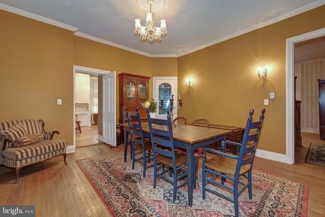 705 WOODLANE RD, Beverly, NJ 08010