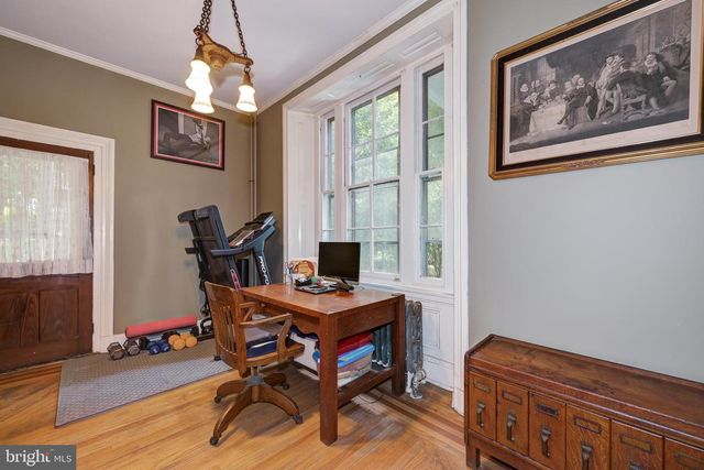 705 WOODLANE RD, Beverly, NJ 08010