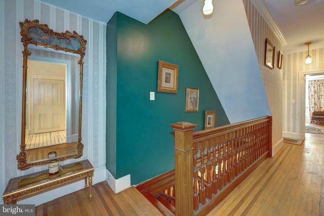 705 WOODLANE RD, Beverly, NJ 08010