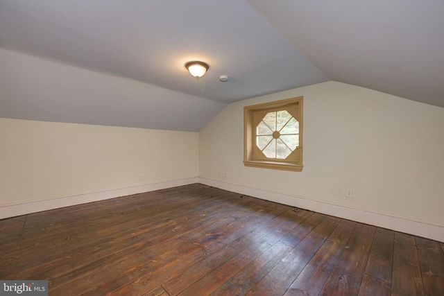 705 WOODLANE RD, Beverly, NJ 08010