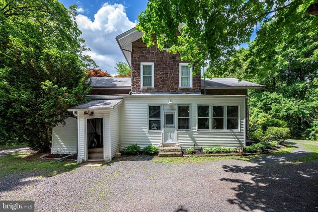 705 WOODLANE RD, Beverly, NJ 08010