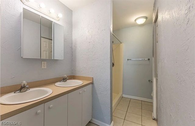 4716 1st ST SW, Lehigh Acres, FL 33973