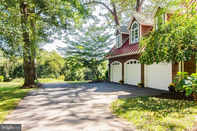 18603 FALLS RD, Hampstead, MD 21074