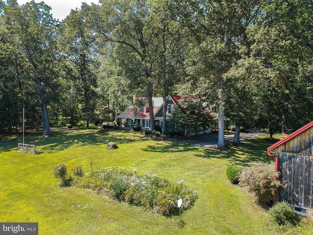 18603 FALLS RD, Hampstead, MD 21074