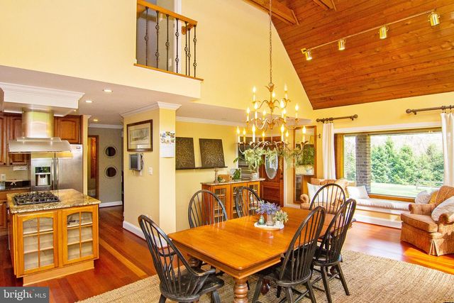 18603 FALLS RD, Hampstead, MD 21074